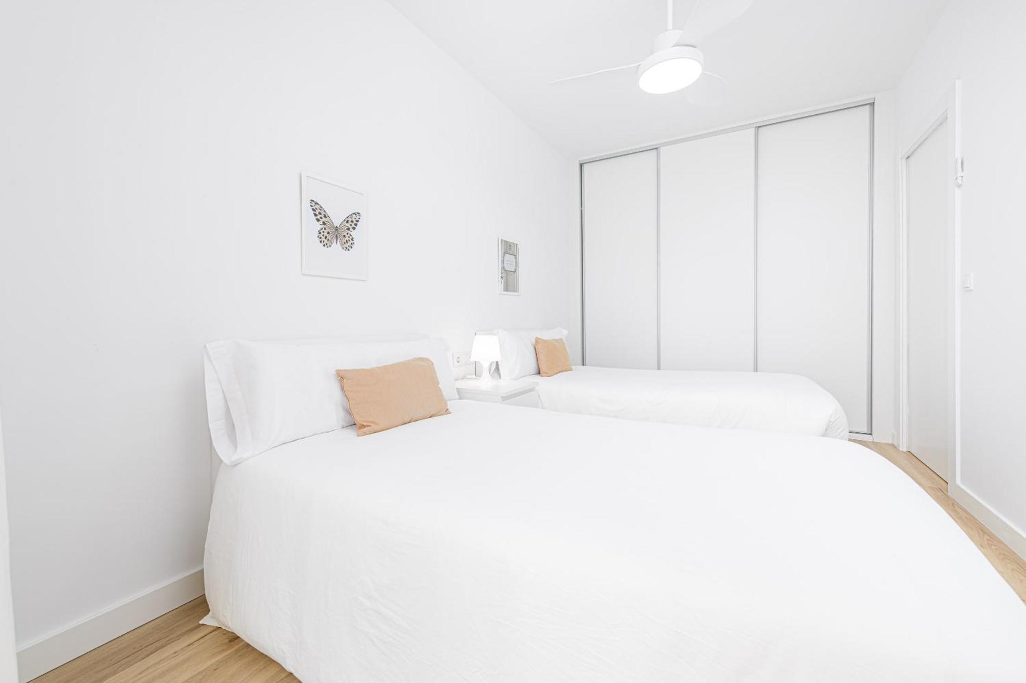 Appartamento Amazing Carihuela View & Parking Torremolinos Esterno foto
