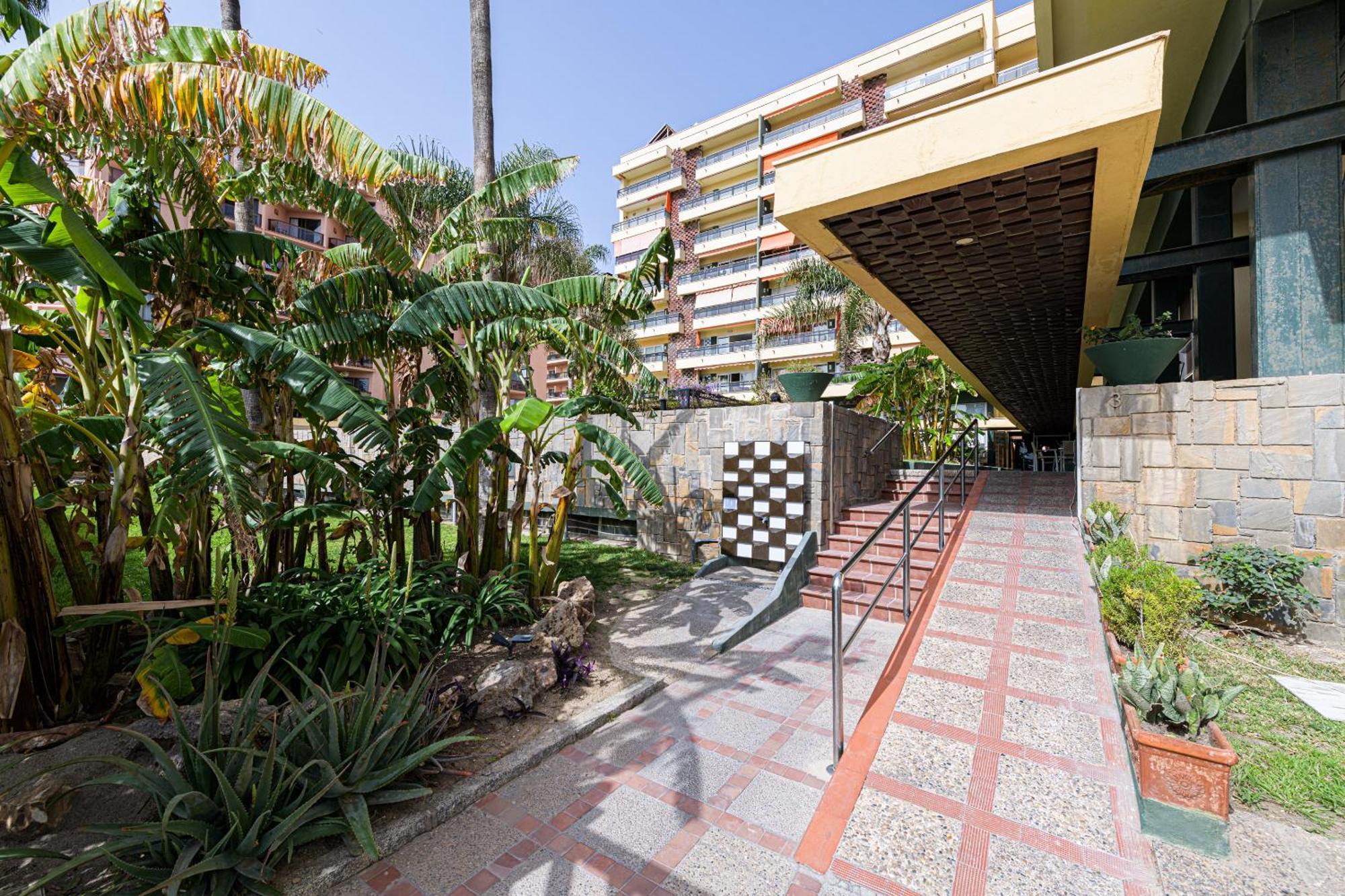 Appartamento Amazing Carihuela View & Parking Torremolinos Esterno foto